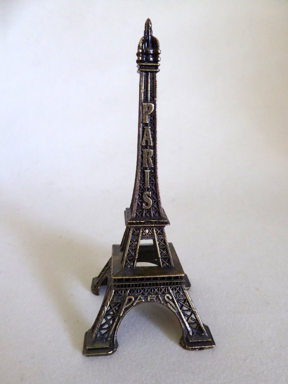 NEW 4” EIFFEL TOWER PARIS FRANCE MINIATURE BRASS METAL SCULPTURE STATUE